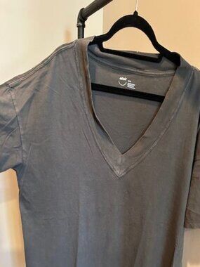 AERIE - V-neck boyfriend tee shirt, smokey grey color, 100% cotton, size Medium